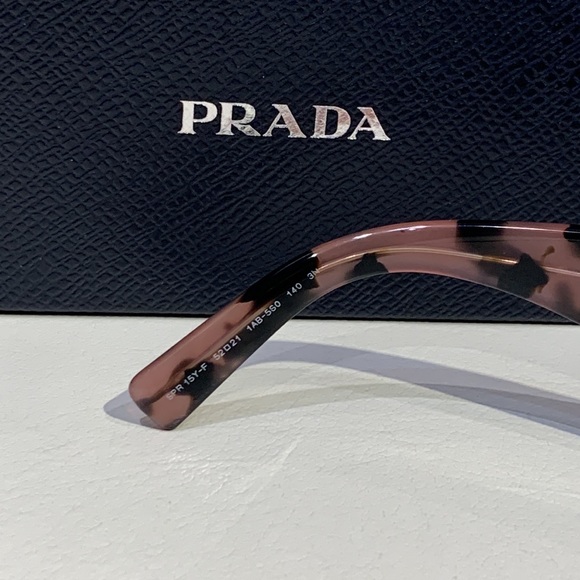 New Women’s Prada Sunglasses - Picture 7 of 8